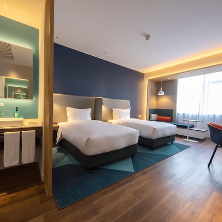 Holiday Inn Express Shanghai Jiading New City By Ihg Buitenkant foto