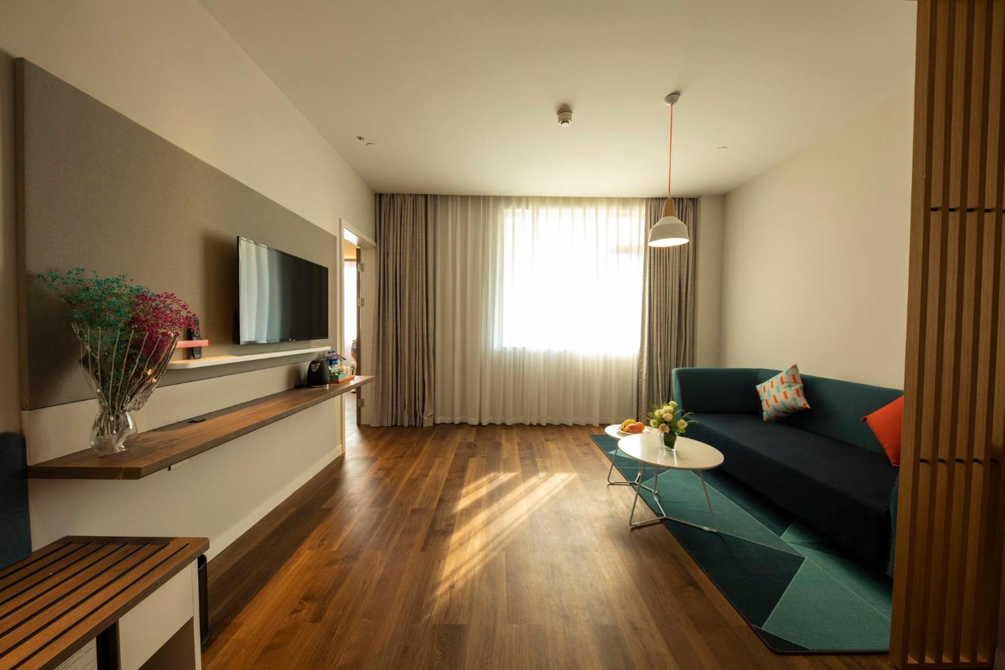 Holiday Inn Express Shanghai Jiading New City By Ihg Buitenkant foto