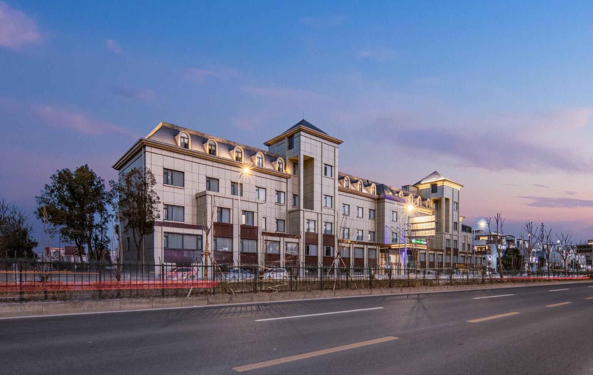 Holiday Inn Express Shanghai Jiading New City By Ihg Buitenkant foto